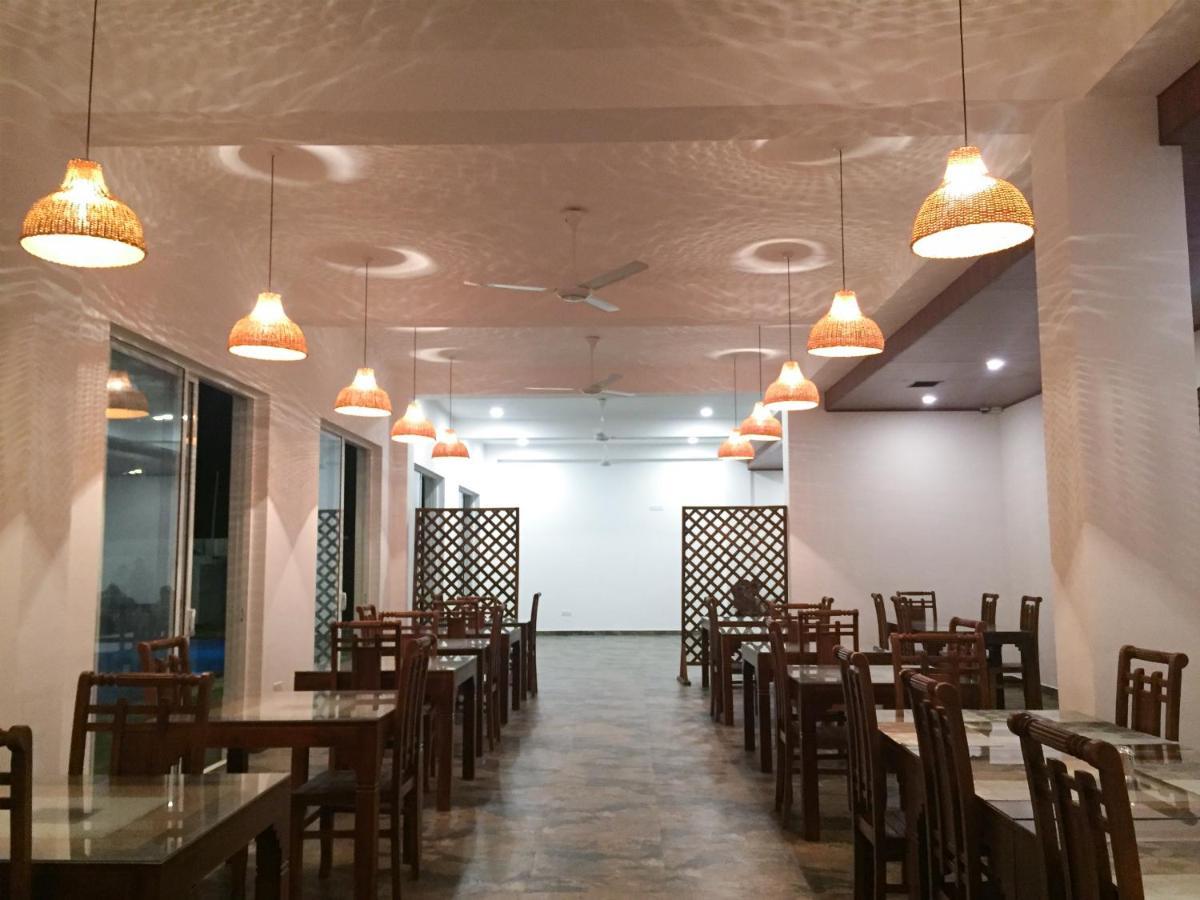 Ara Beach Resort Mirissa Ngoại thất bức ảnh