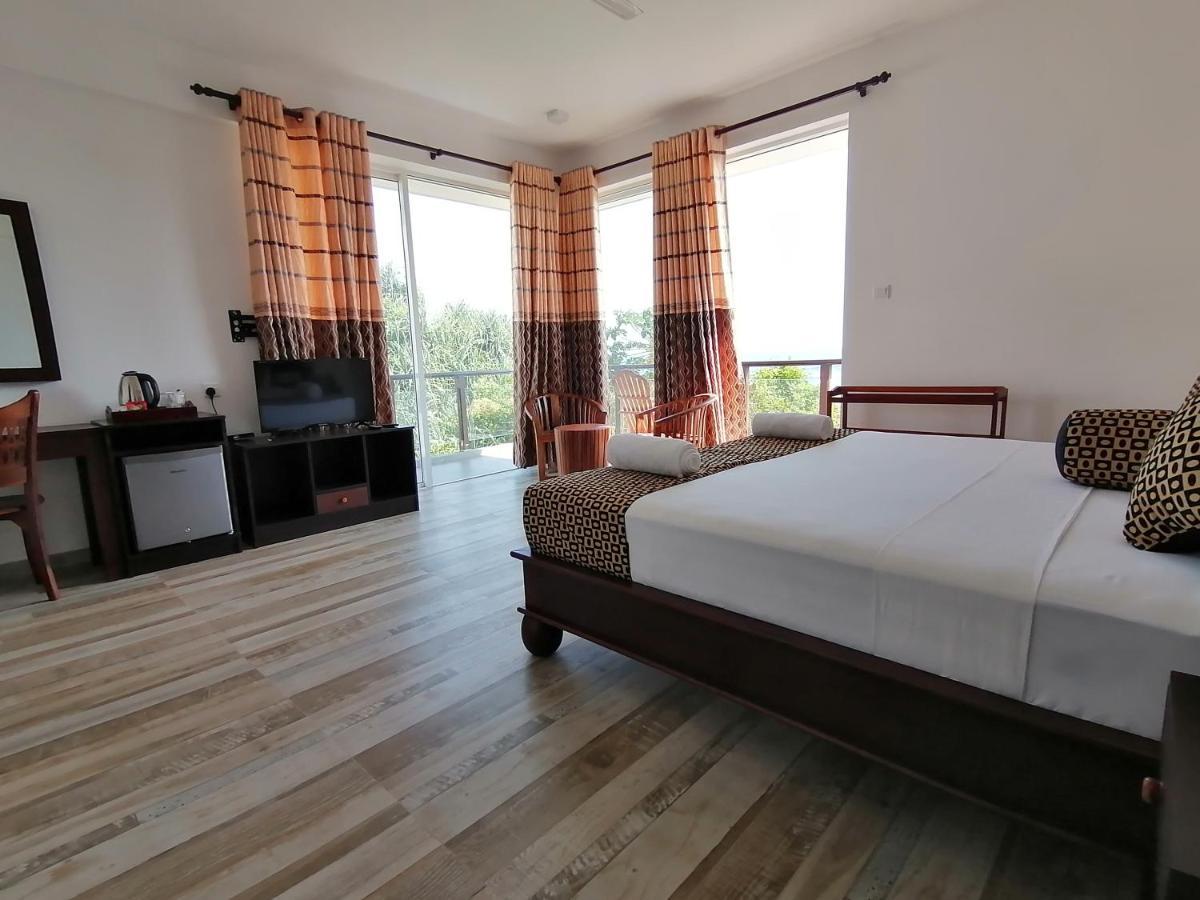 Ara Beach Resort Mirissa Ngoại thất bức ảnh