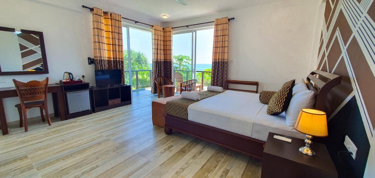 Ara Beach Resort Mirissa Ngoại thất bức ảnh