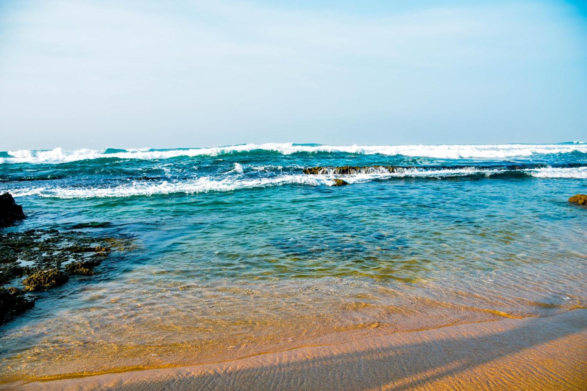 Ara Beach Resort Mirissa Ngoại thất bức ảnh